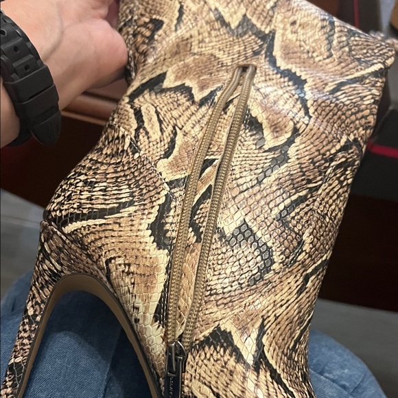 Vince Camuto Snakeskin Heeled Boots - Brown 8.5 - Picture 7 of 10